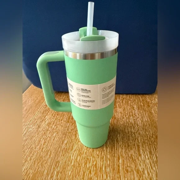 Stanley FlowState Quencher Tumbler - Light Green - Picture 2 of 4